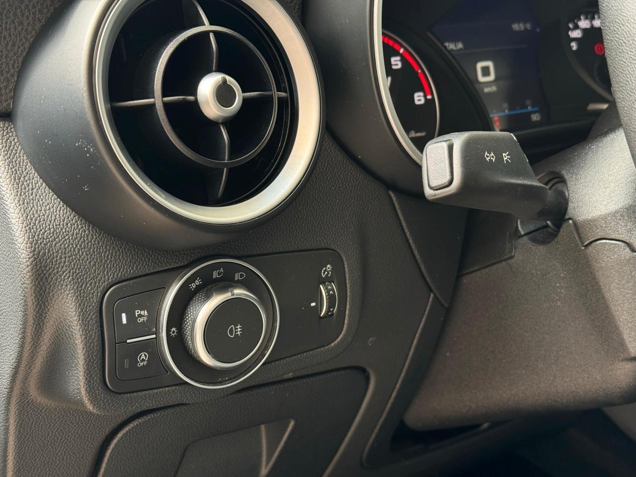 Alfa Romeo Stelvio 2.2 Turbodiesel 190 cv AT8 Q4 Executive