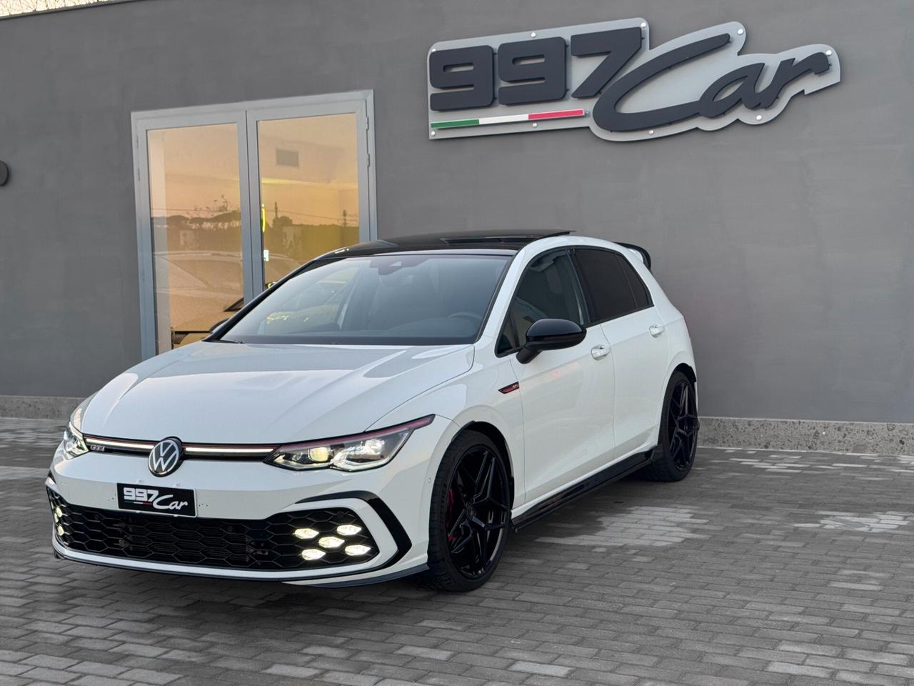 Volkswagen Golf 2.0 TSI GTI - TETTO APRIBILE - CAMERA - PRONTA CONSEGNA - TAGL. UFFICIALI - iQLIGHT