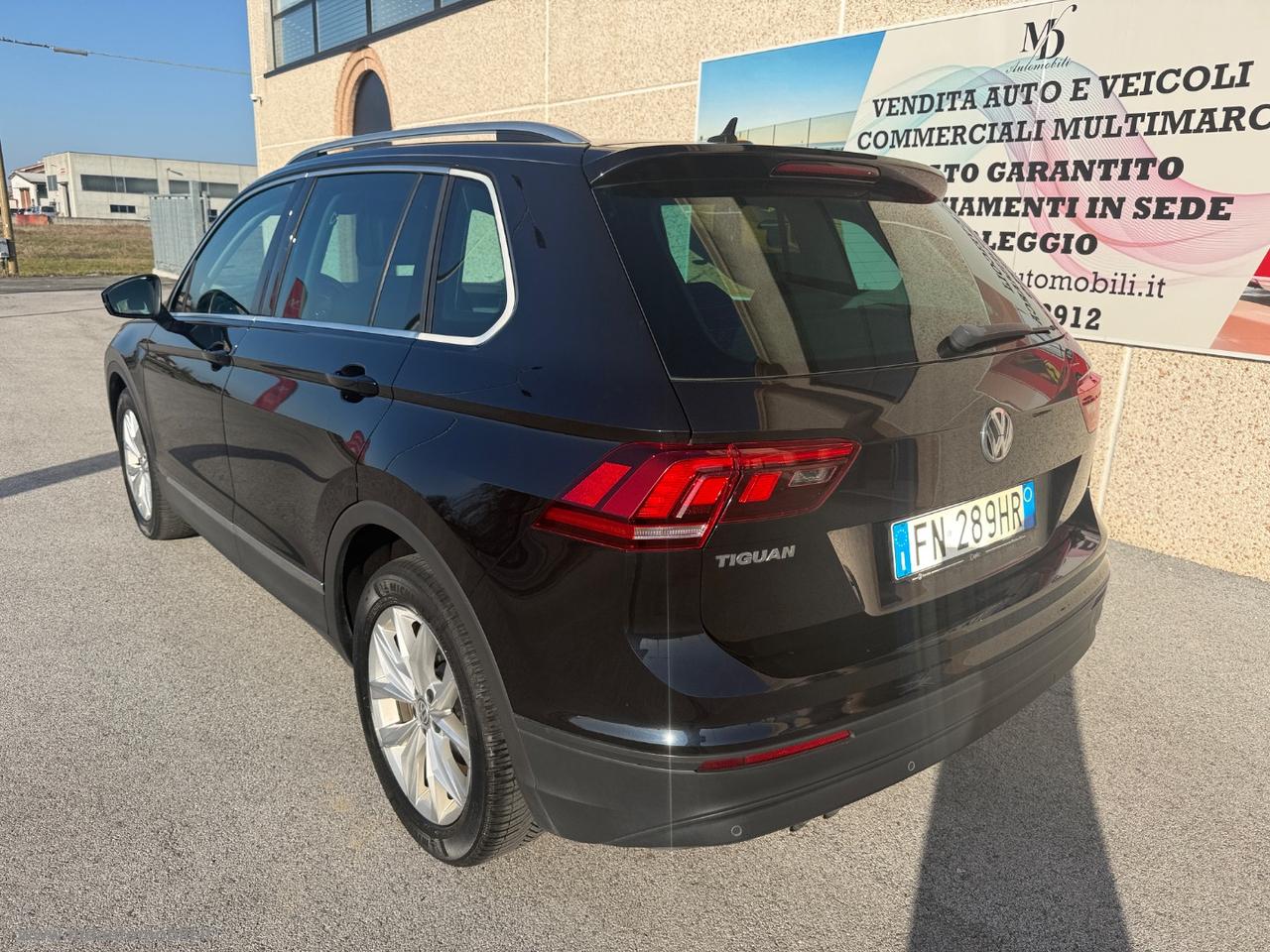 VOLKSWAGEN Tiguan 1.6 TDI Business BMT STUPENDA