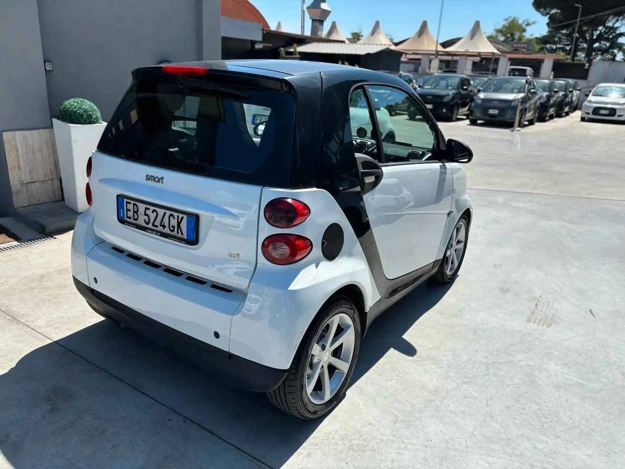 Smart ForTwo 800 40 kW coupé pure cdi-PREZZO-REALE