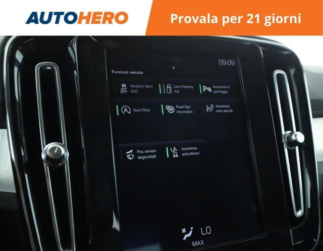 VOLVO XC40 D4 AWD Geartronic Momentum