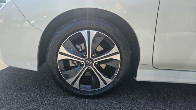 NISSAN Leaf N-Connecta 40 kWh