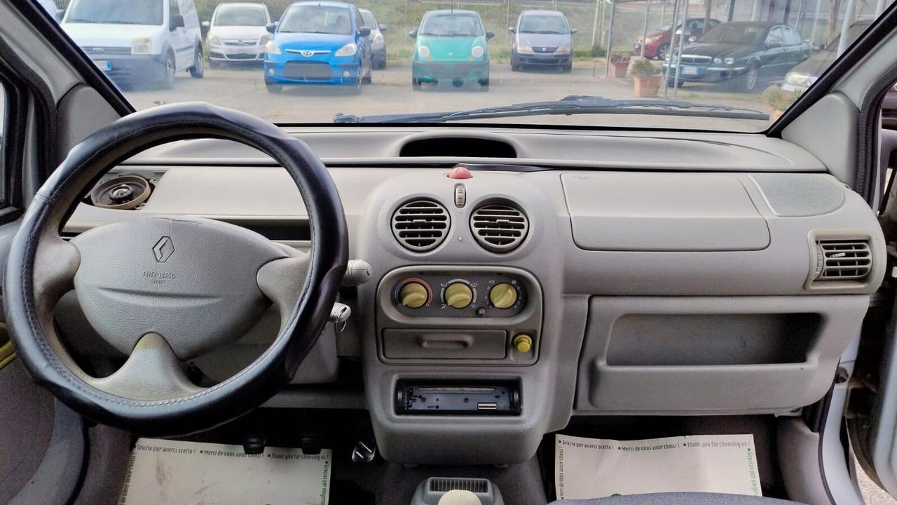 Renault Twingo 1.2i