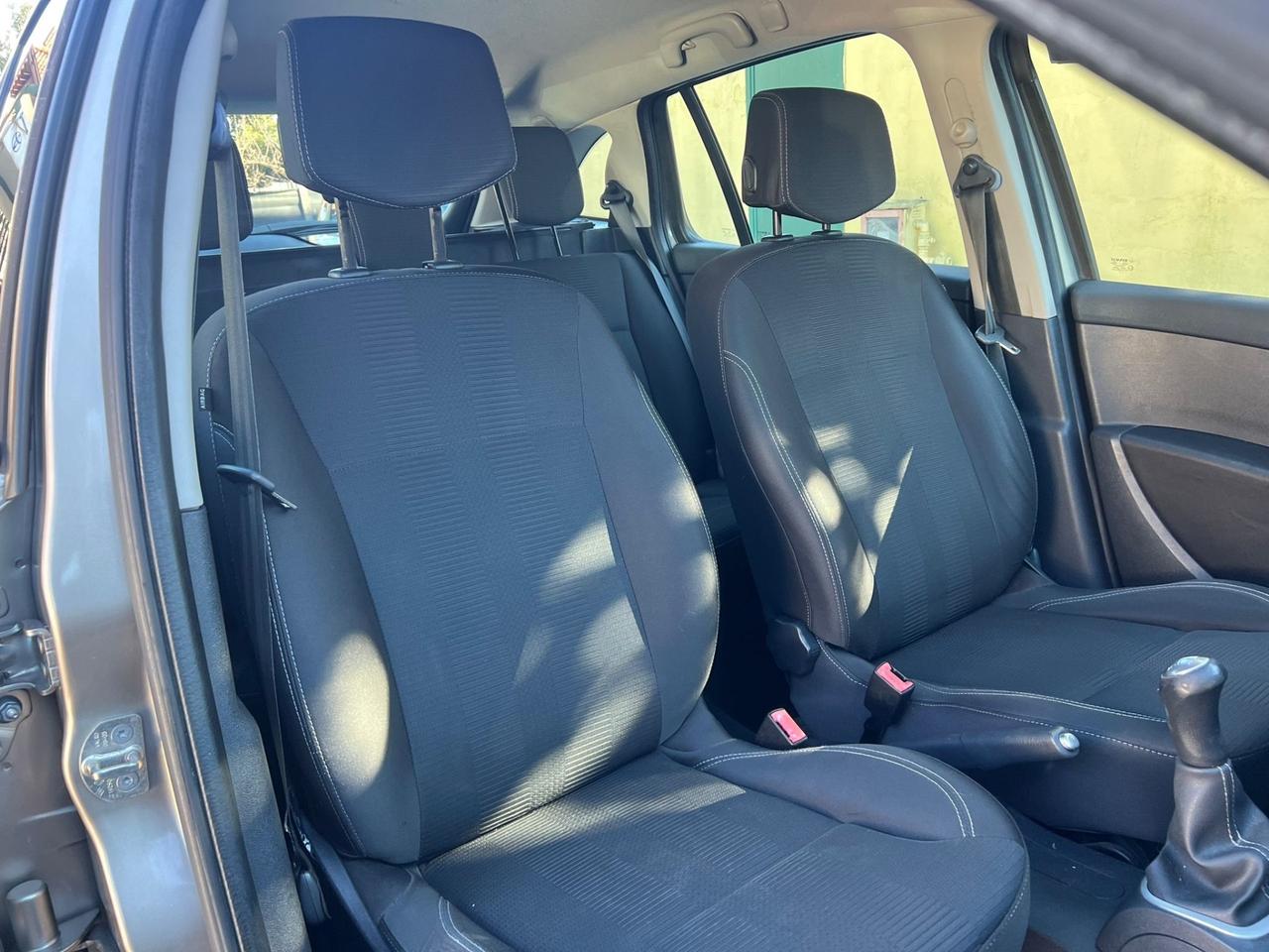 RENAULT CLIO 1.2 BENZINA 101 (CV) 2010