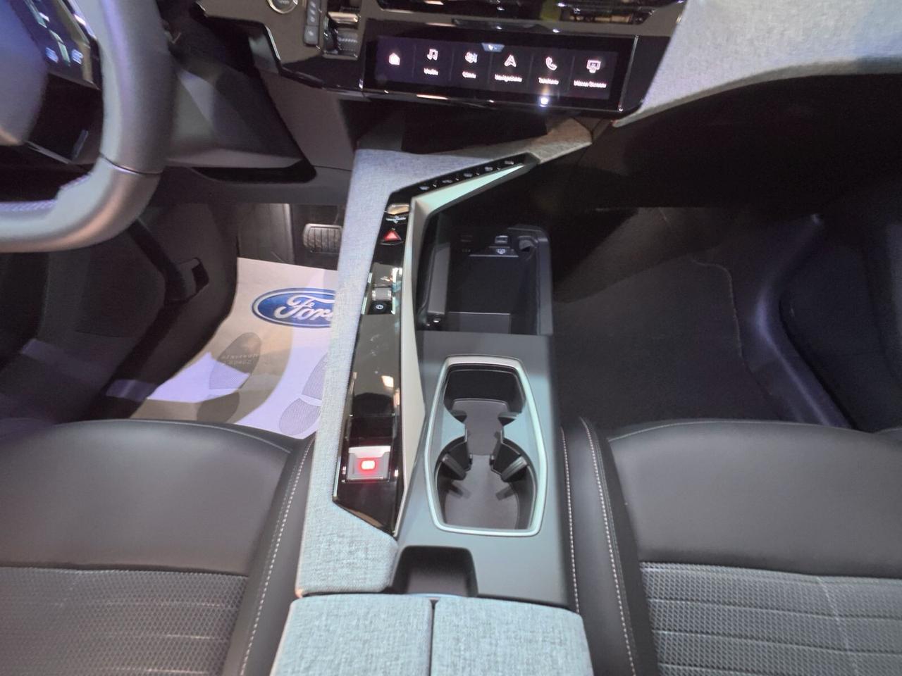 Peugeot 3008 Hybrid 136 e-DCS6 Allure KM ZERO