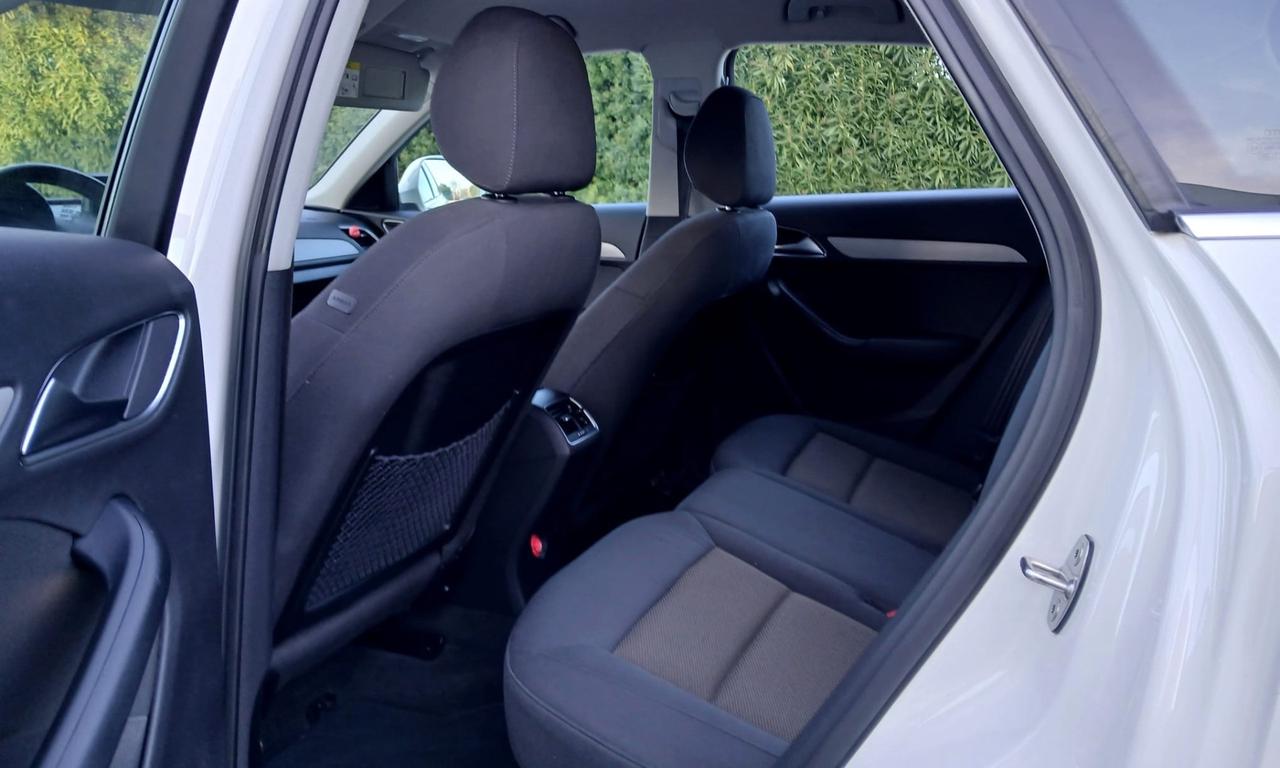 Audi Q3 2.0 TDI 150 CV quattro Sport
