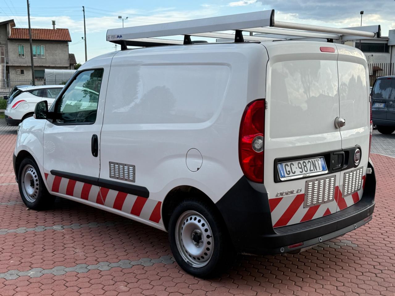 FIAT DOBLO CARGO CH1 BUSINESS 1.4 NAT. POWER 120CV E6D