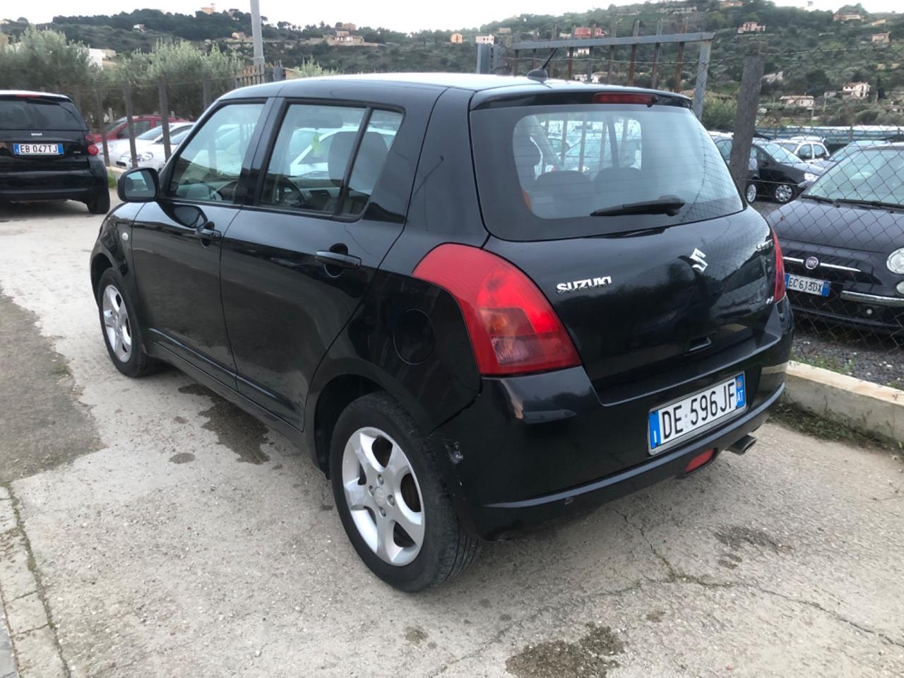 Suzuki Swift 1.3 4x4 5p. GL