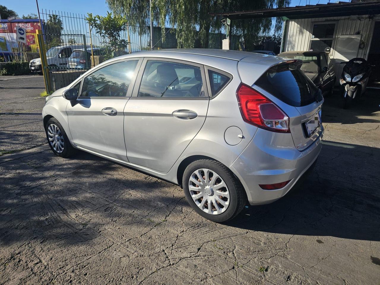 Ford Fiesta 1.5 TDCi 75CV 5 porte Titanium