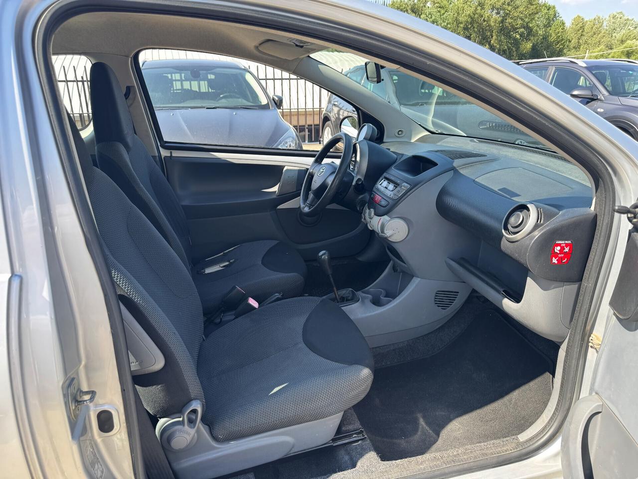 Toyota Aygo 1.0 12V VVT-i 3 porte Sol/152.000KM
