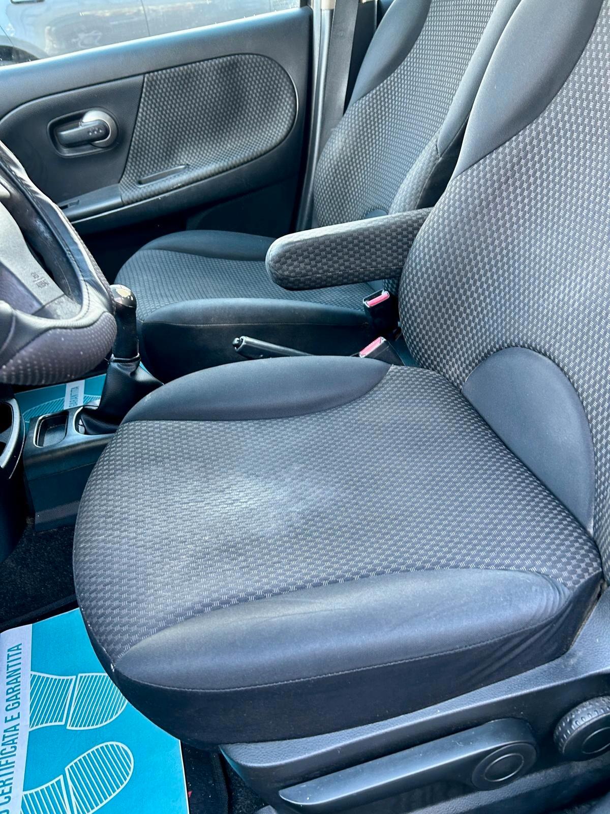 Nissan Note 1.4 16V Acenta (65kw)