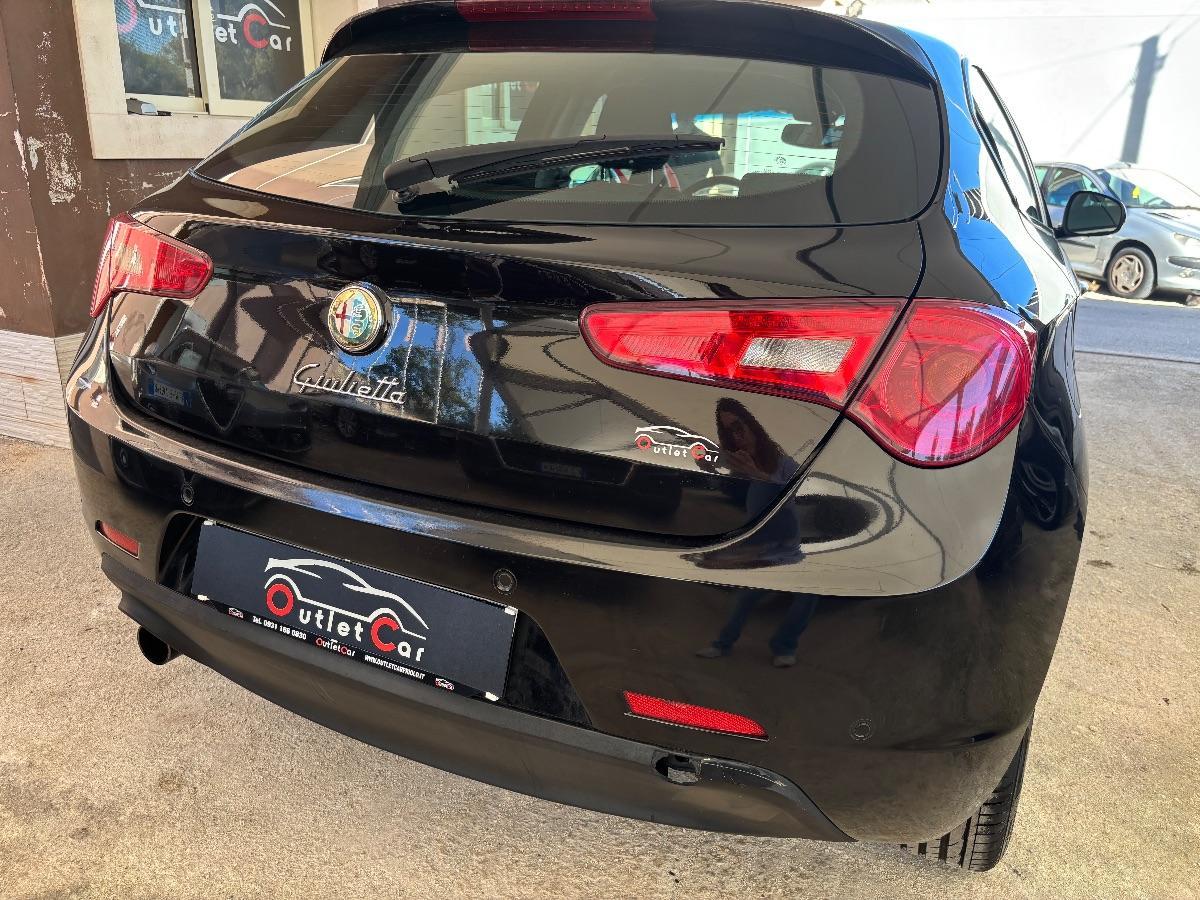 ALFA ROMEO - Giulietta - 1.6 JTDm-2 105 CV Distinctive