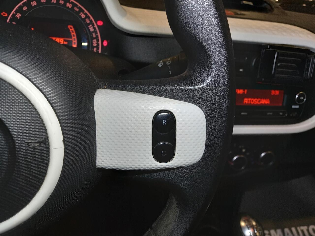 Renault Twingo 1.0 90.000 KM 5 porte