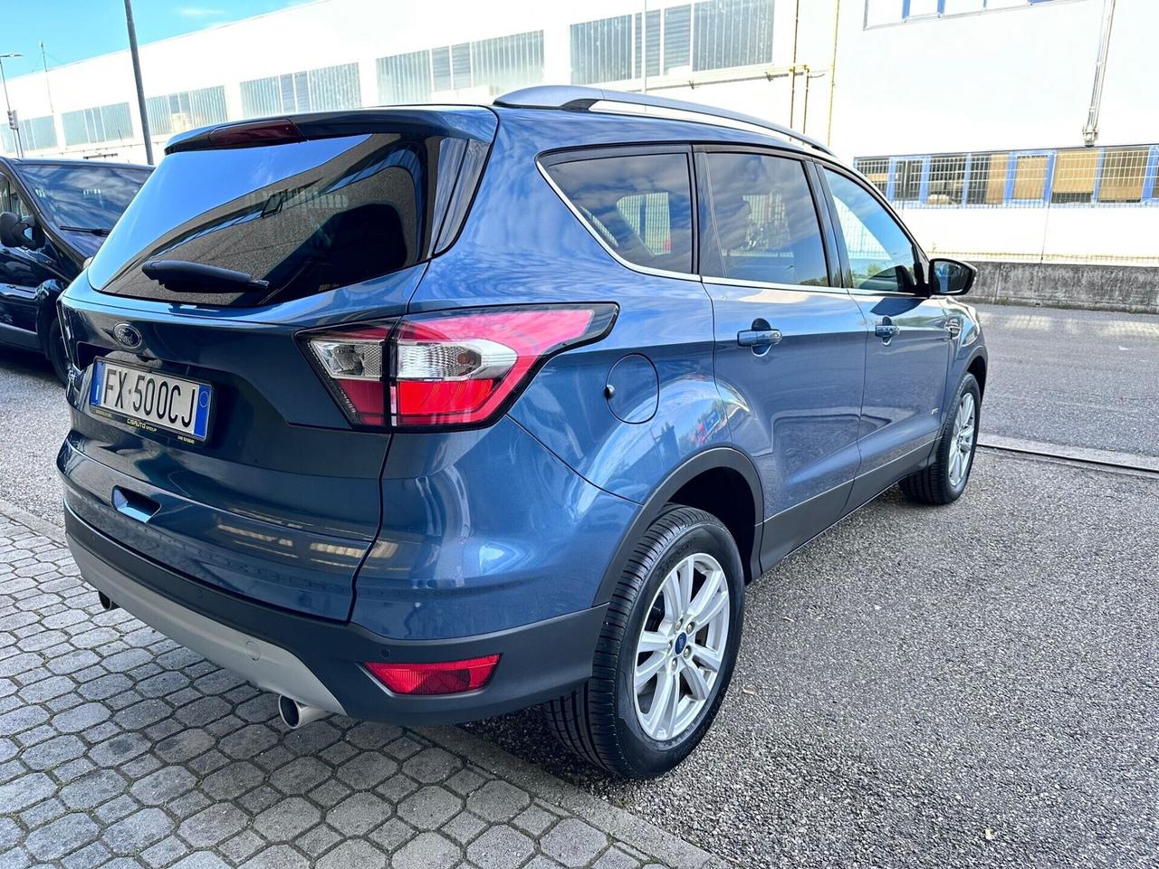 Ford Kuga 2.0 TDCI 150 CV S&S 4WD Powershift led navi retrocamera