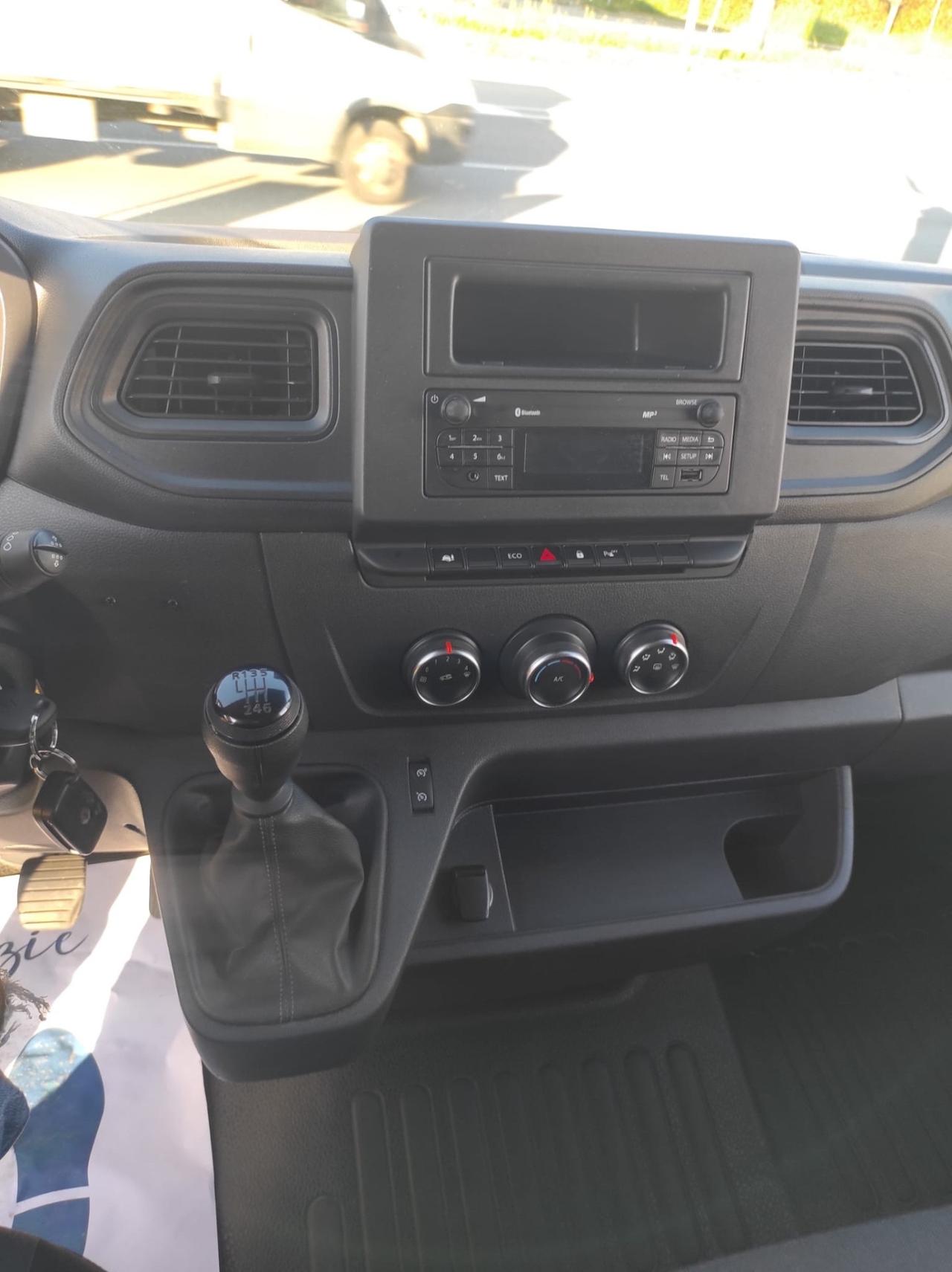 Renault Master T33 2.3 dCi 135 L2H2 Coibentato Iva Compresa