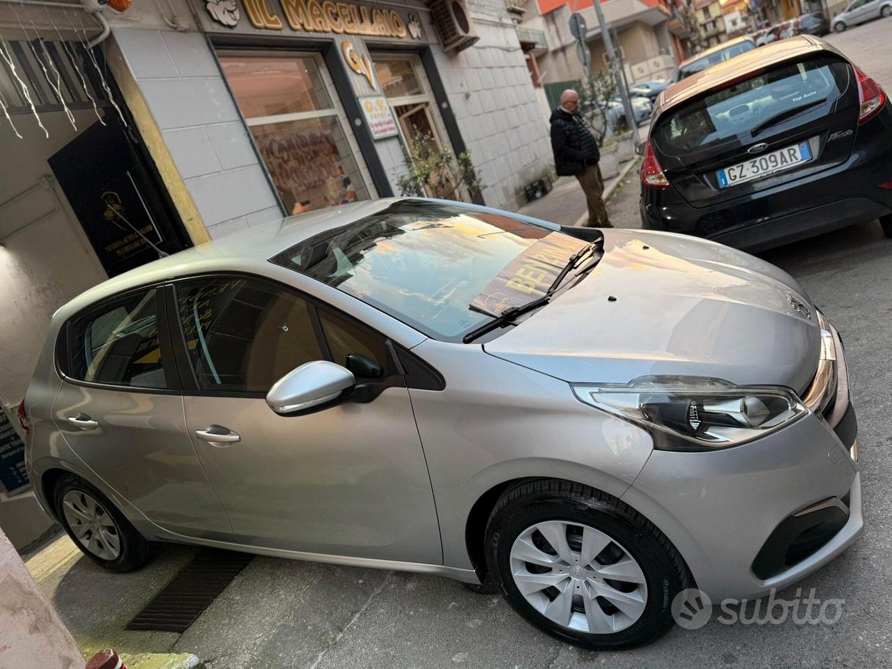 Peugeot 208 PureTech 68 5 porte Access