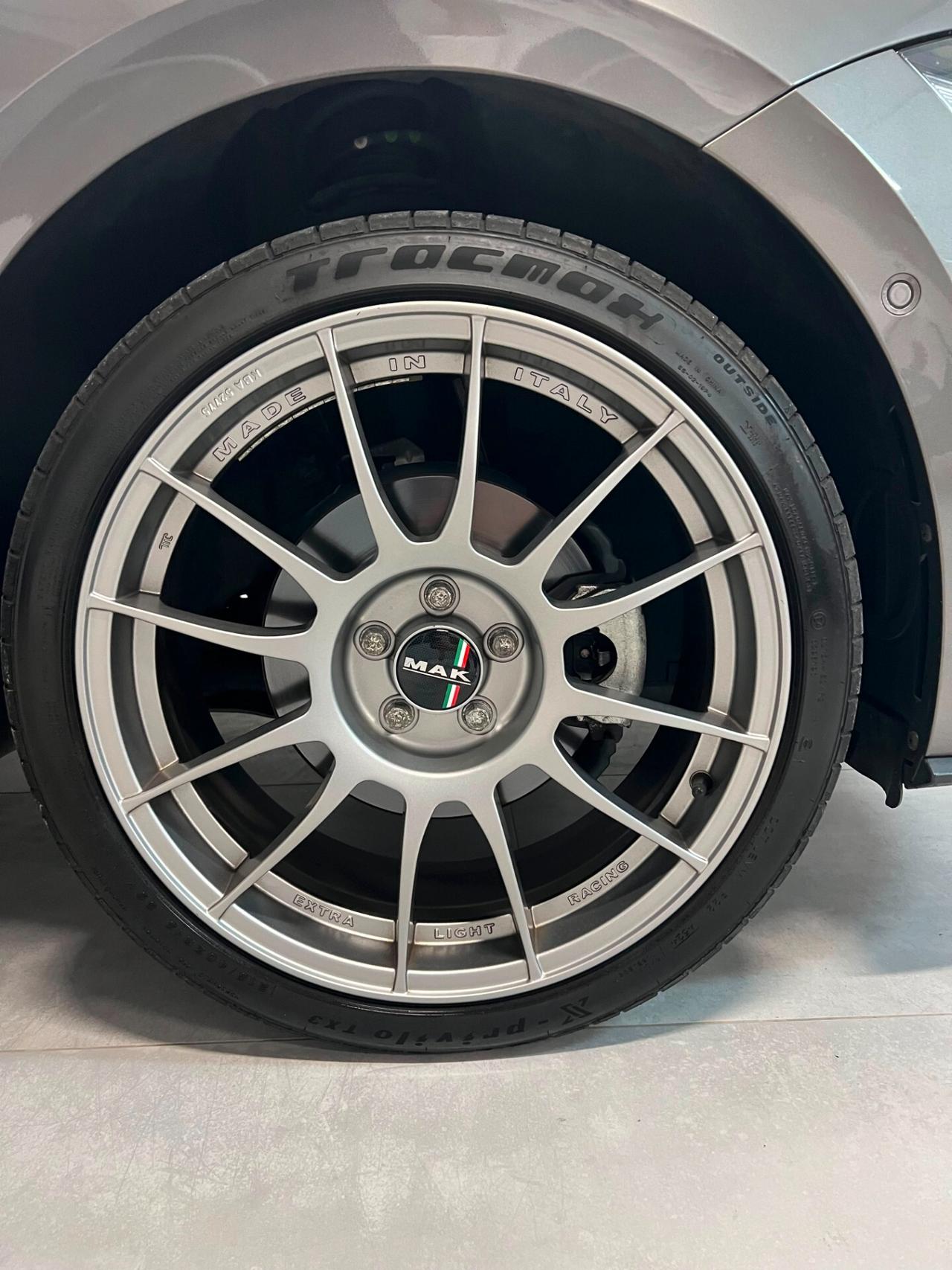 Volkswagen Polo 1.0 TSI DSG R-line -Tetto apribile