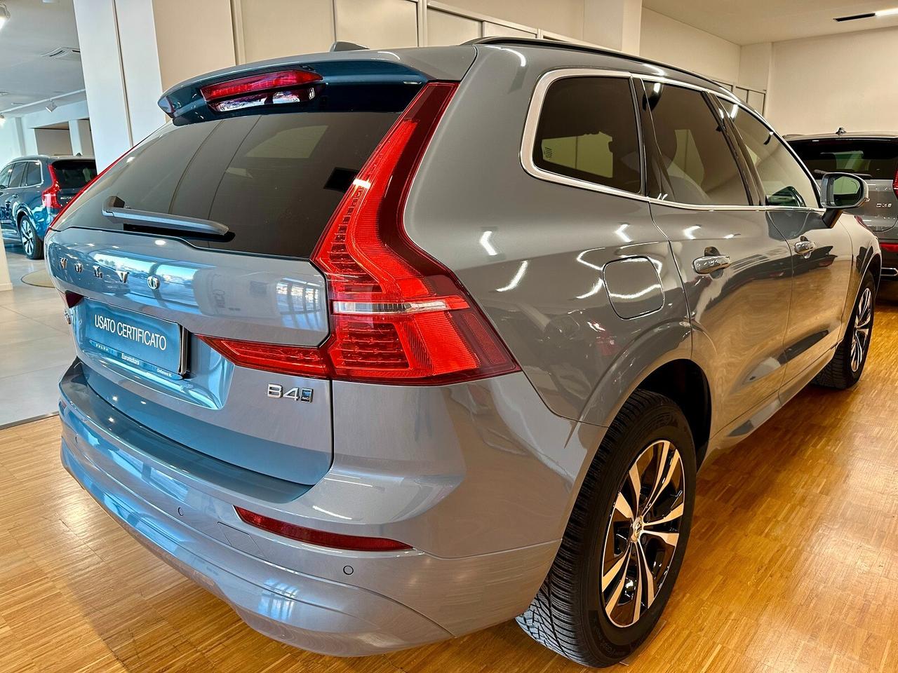 Volvo XC 60 XC60 B4 (d) AWD Geartronic Momentum Pro