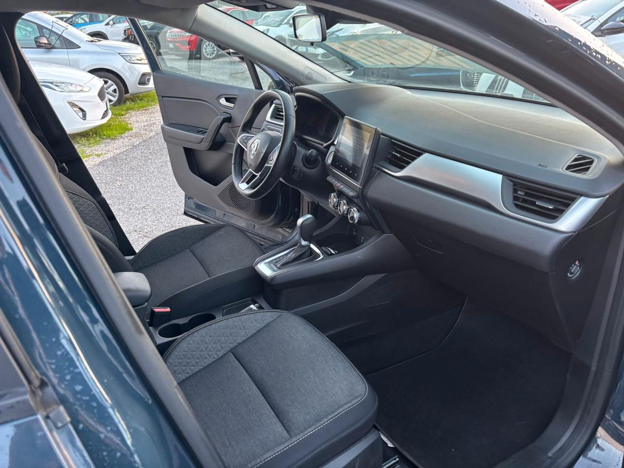 Renault Captur Full Hybrid E-Tech 145 CV Business