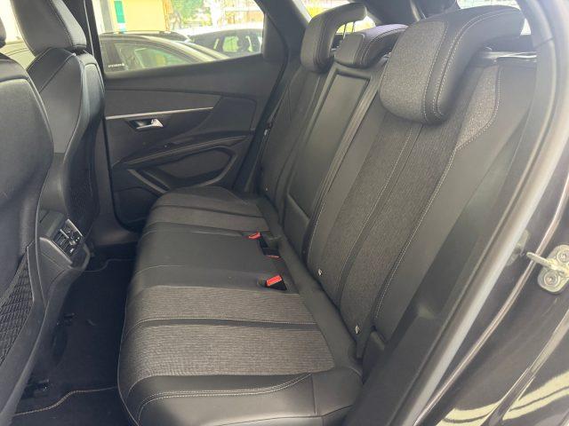 PEUGEOT 3008 GT LINE