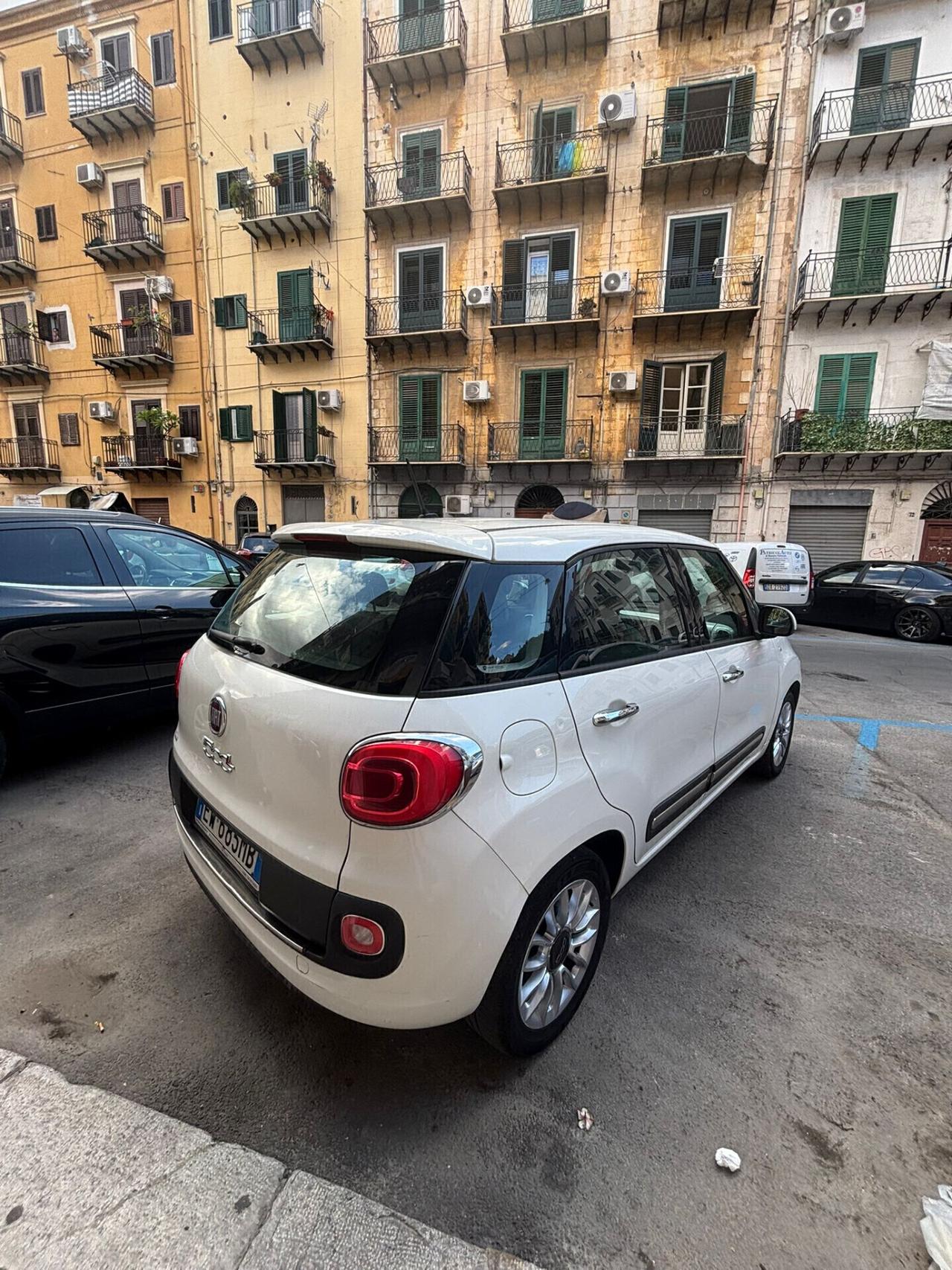 Fiat 500L 1.4 95 CV Lounge FINANZIABILE