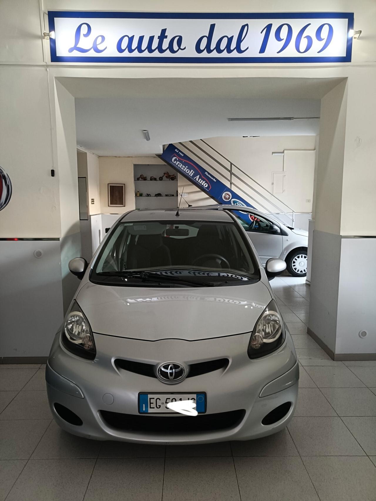 Toyota Aygo 1.0 12V VVT-i 5 porte Now