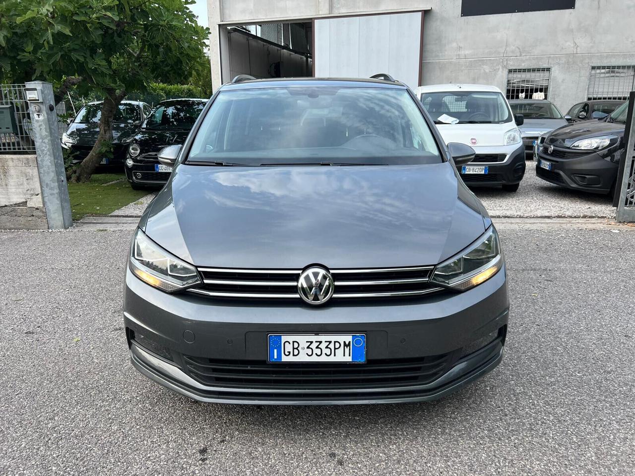 Volkswagen Touran 2.0 TDI 150 CV SCR DSG Business BlueMotion Technology