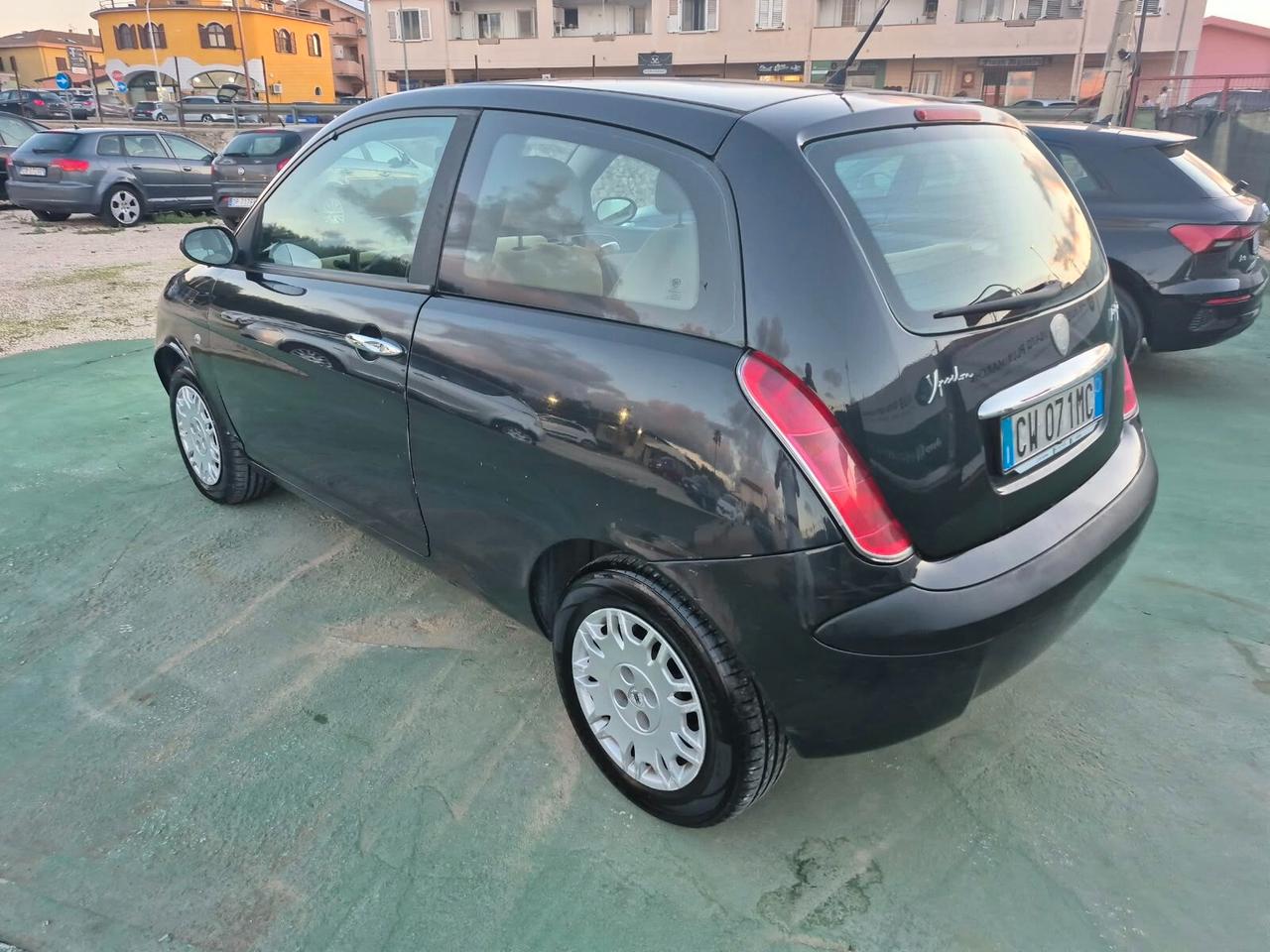 Lancia Ypsilon 1.3 Multijet 16V Platino
