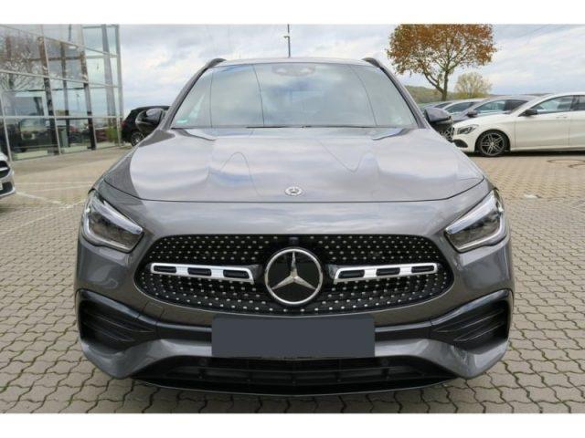 MERCEDES-BENZ GLA 200 d Automatic 4Matic Premium