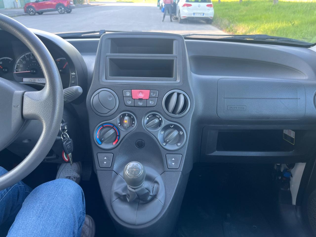 FIAT PANDA 2012 1:2 BENZINA SOLI 62.000 KM