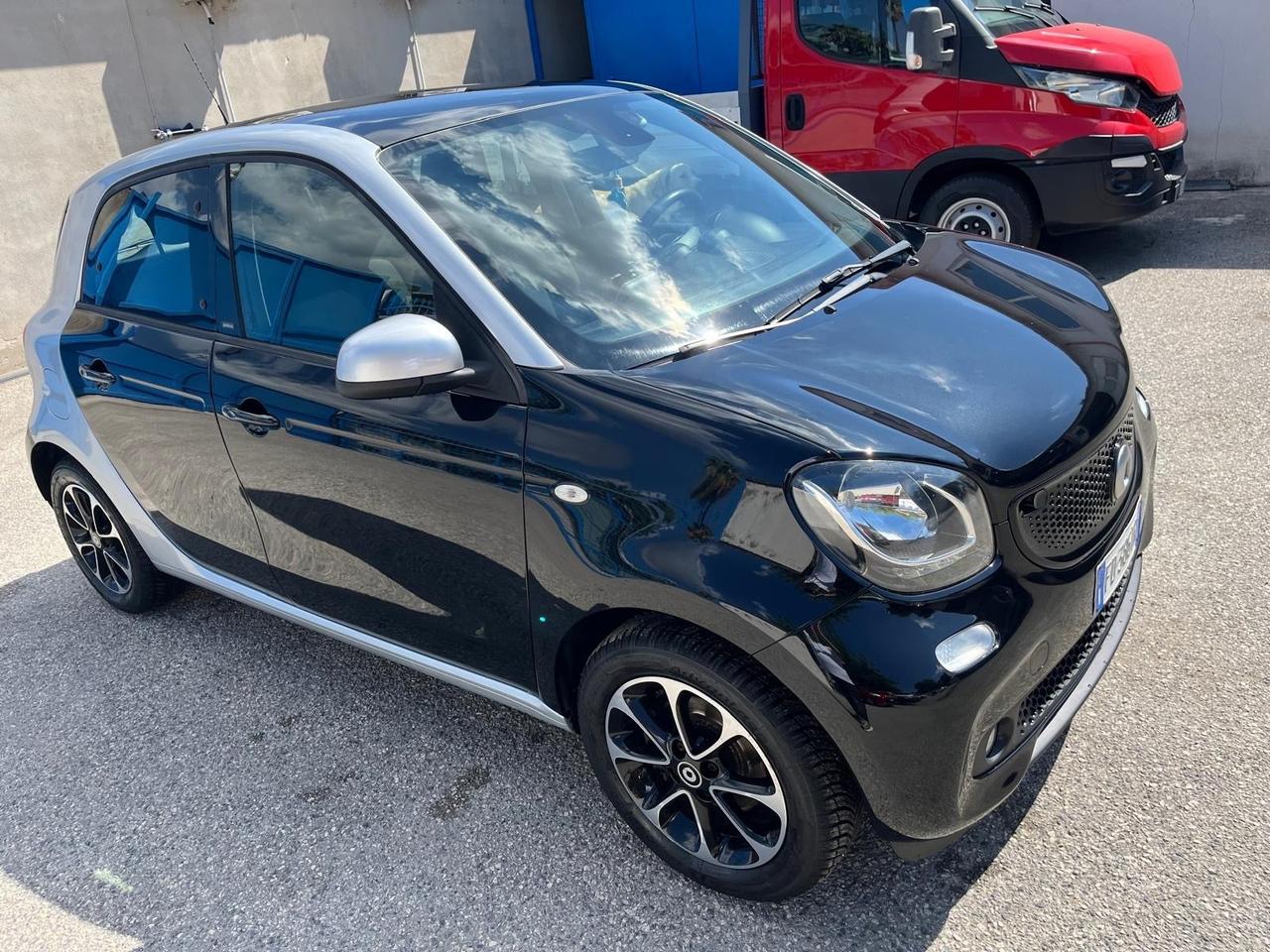Smart forfour passion-1.0-71 cv -full -2016