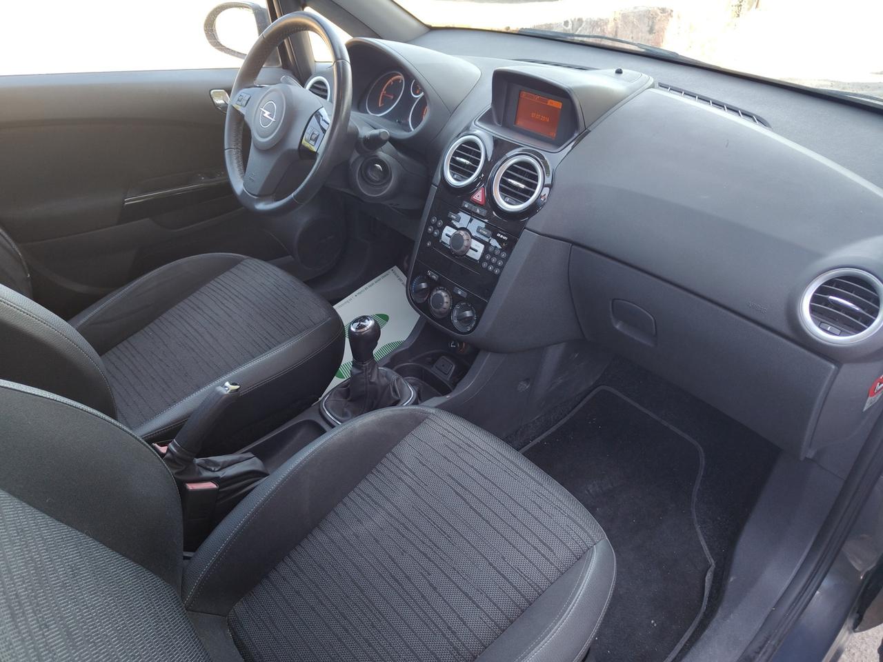Opel Corsa 1.3 CDTI 75CV Edition 2014