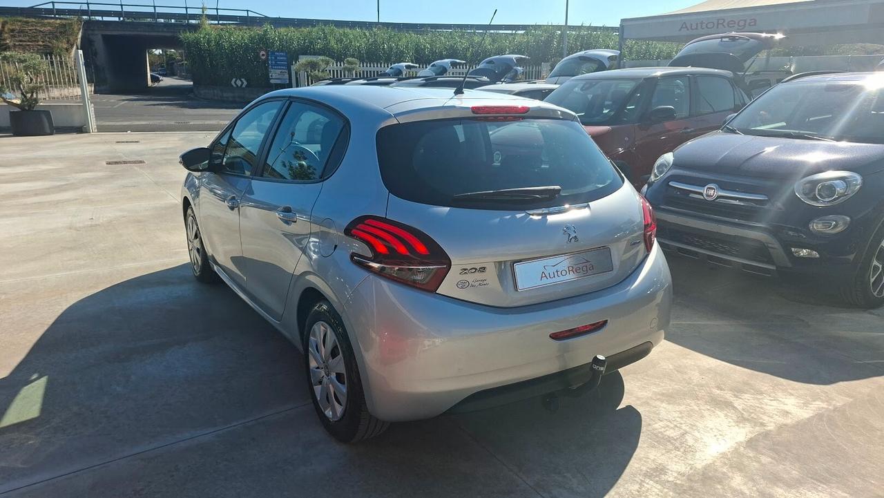 Peugeot 208 PureTech 68 5 porte 2016