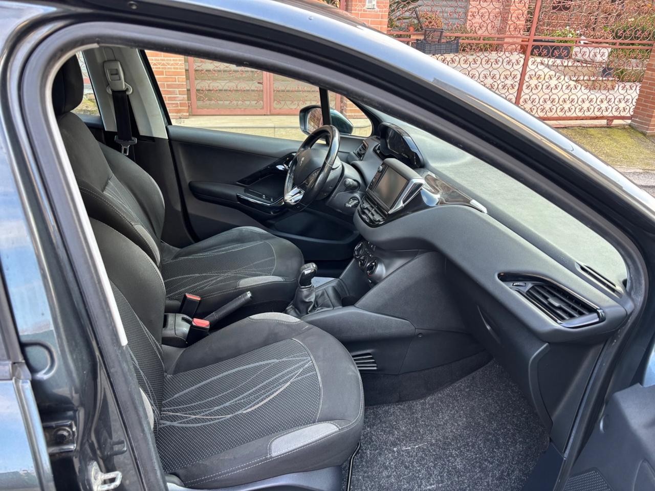 Peugeot 208 1.4 HDi 68 CV 5 porte Active