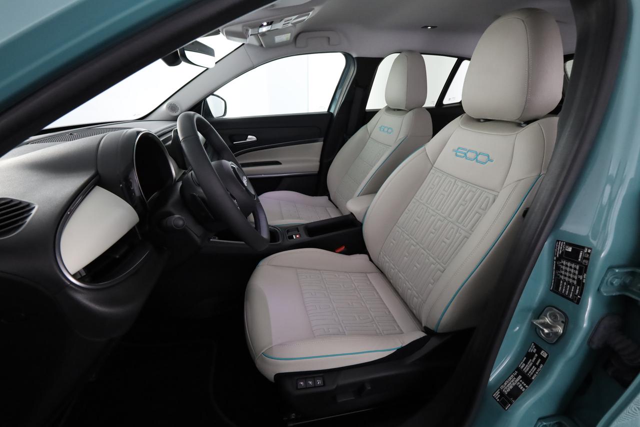 FIAT 600 (2023-->) 600 Hybrid 110 CV DCT MHEV La Prima