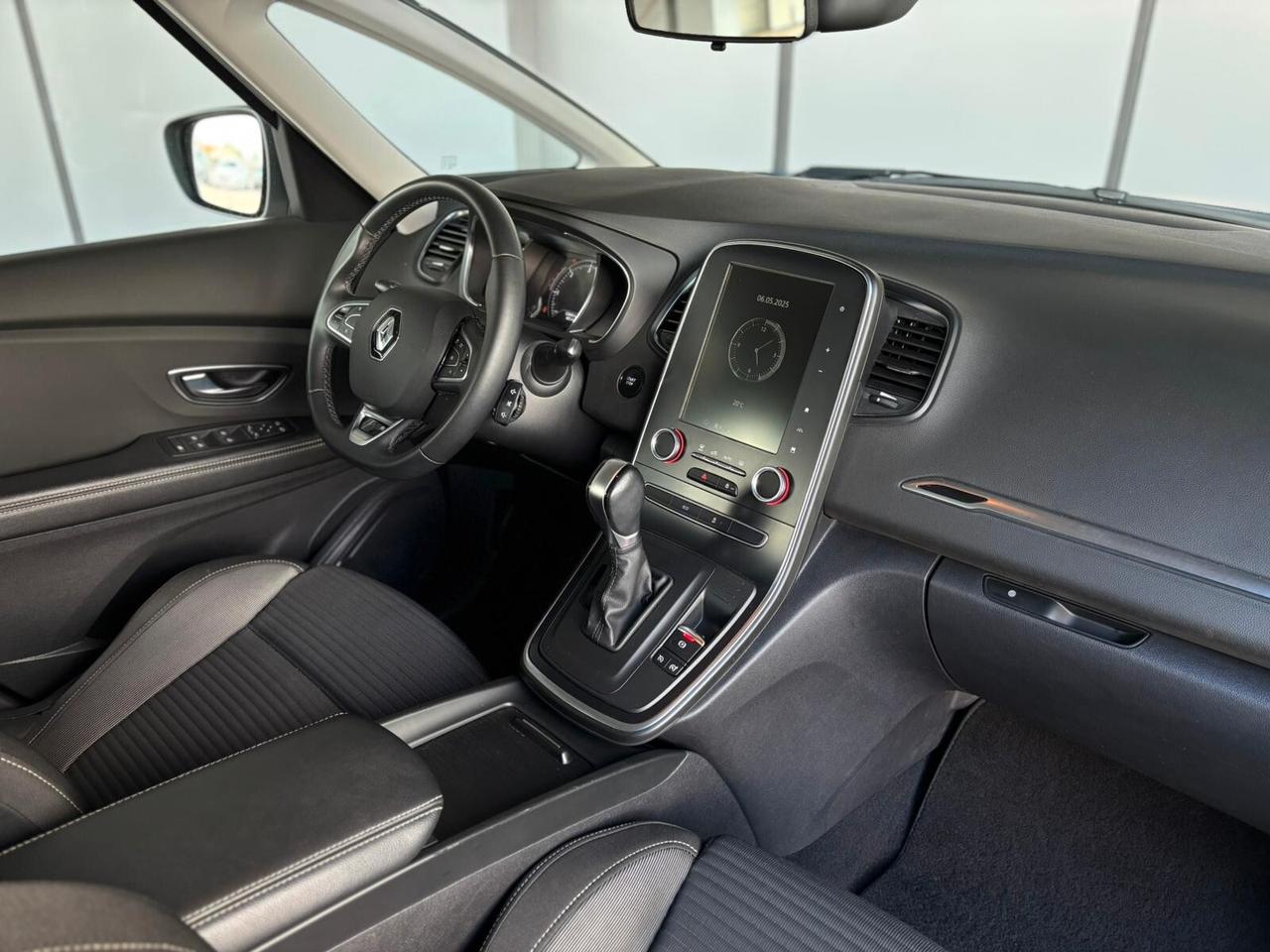 Renault Grand Scenic Blue dCi 150 CV Sport Edition2