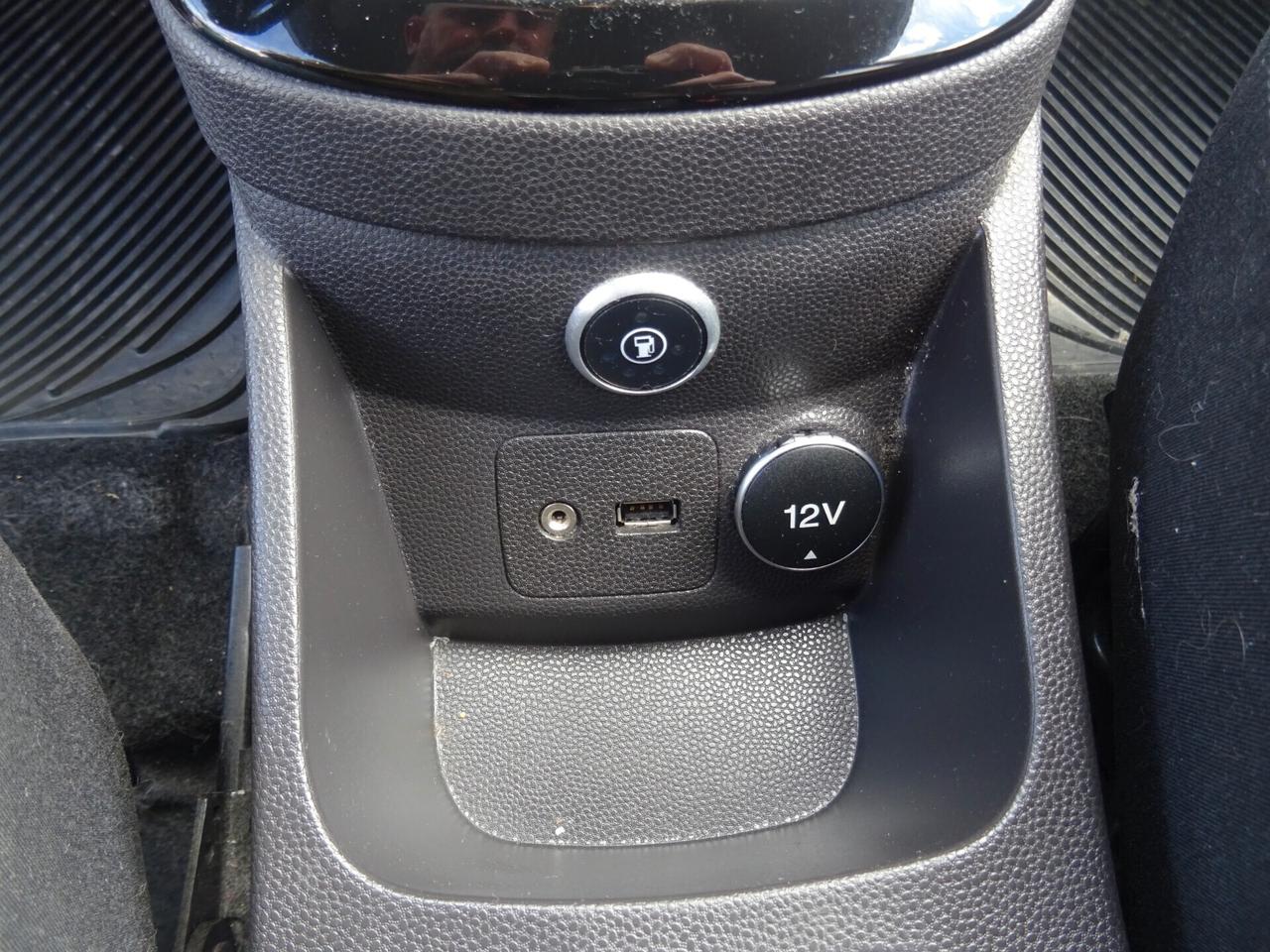 Ford Fiesta 1.4 5p. Bz.- GPL Titanium