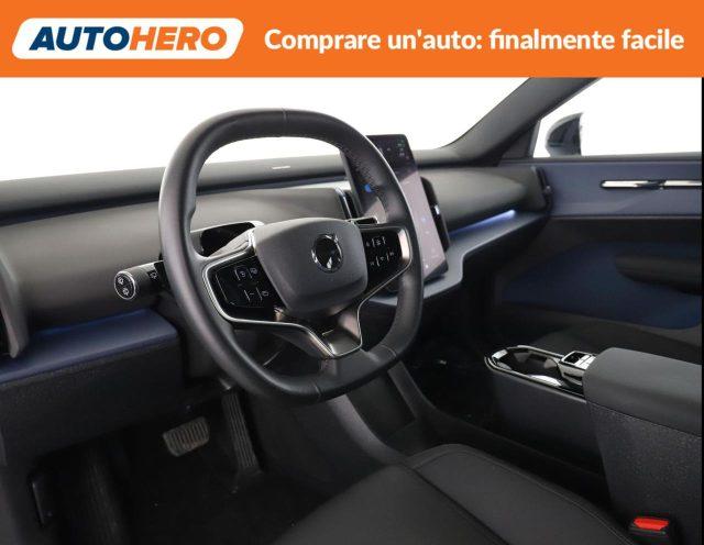 VOLVO EX30 Single Motor Extended Range RWD Core