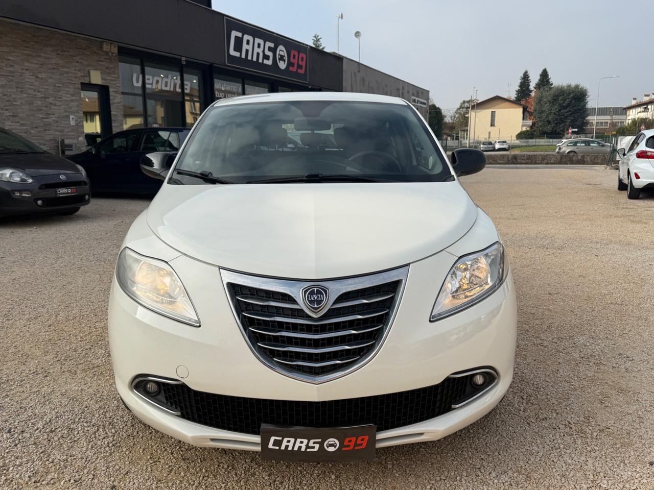 Lancia Ypsilon 1.2 69 CV 5 porte GPL Ecochic Platinum
