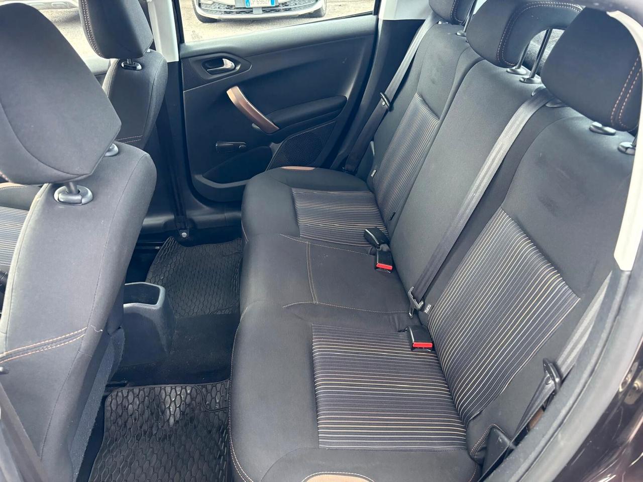 Peugeot 208 1.0 VTi 68 CV 5 porte Active