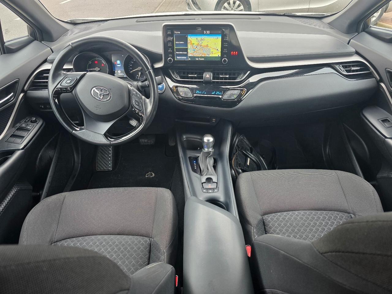 Toyota C-HR 1.8 Hybrid E-CVT Business