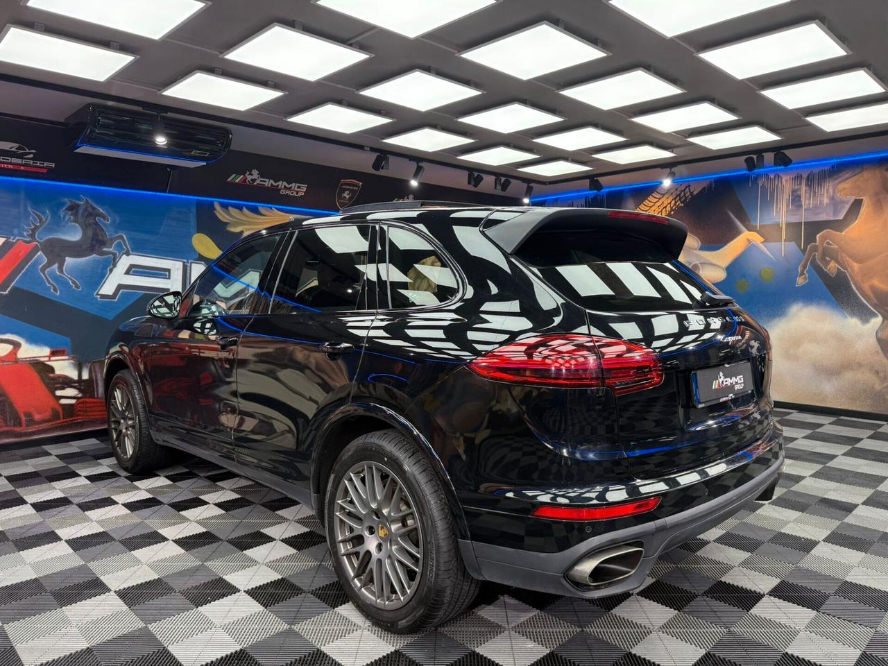 Porsche Cayenne 4.1 S DIESEL PLATINUM EDITION (598)