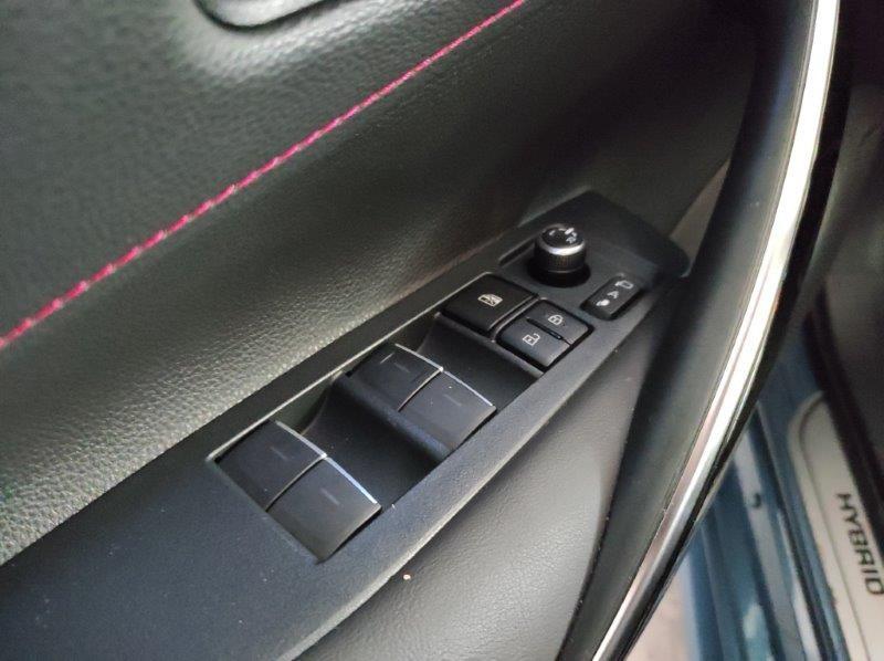 TOYOTA Corolla (2018-->) - Corolla Touring Sports 2.0 Hybrid Lounge