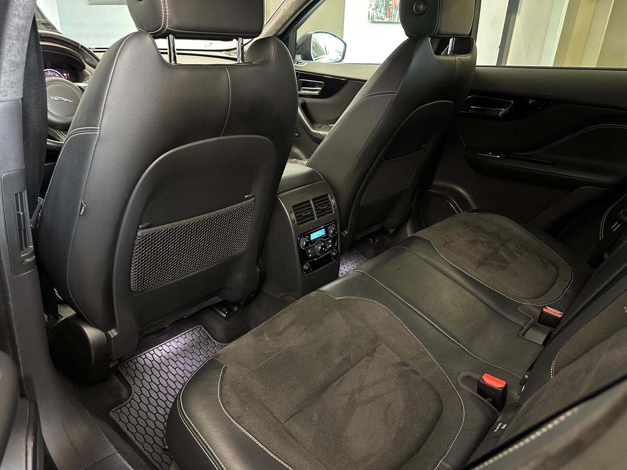 Jaguar F-Pace 3.0 D 300 CV AWD aut. 300 Sport iva esposta
