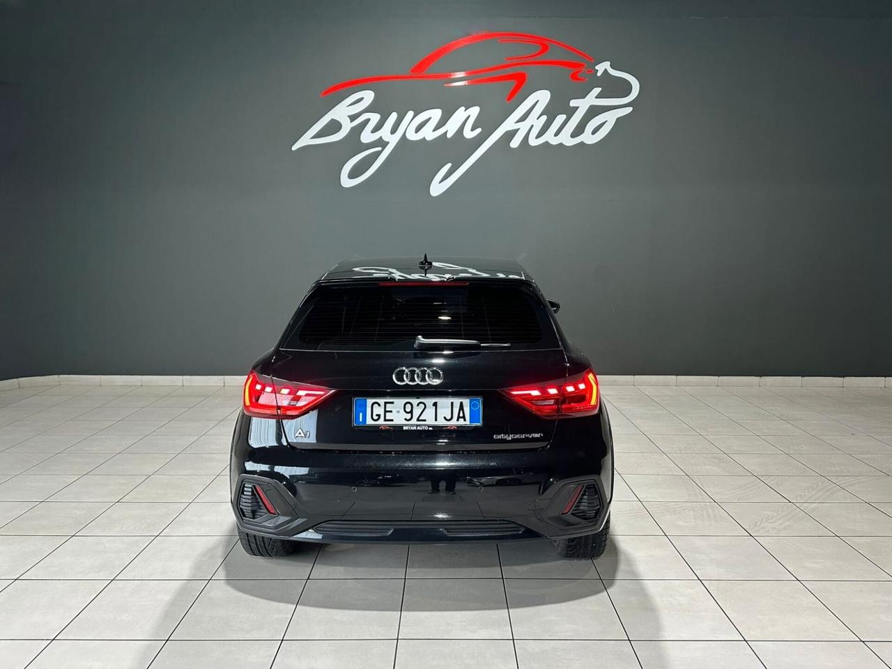 Audi A1 citycarver 1.5 35 TFSI S tronic Identity Contrast