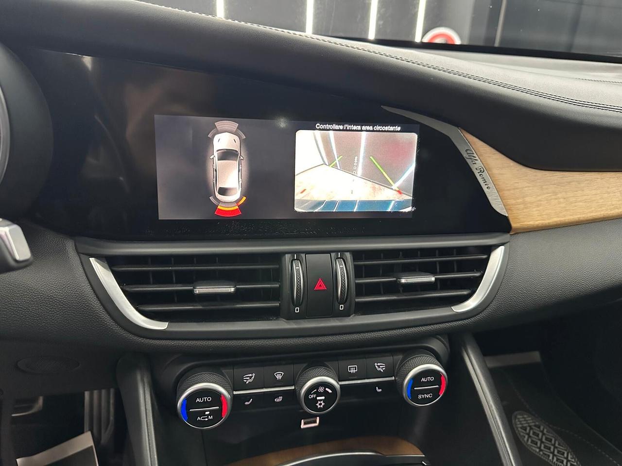 Alfa Romeo Giulia 2.2 Turbodiesel 210 CV AT8 AWD Q4 Veloce