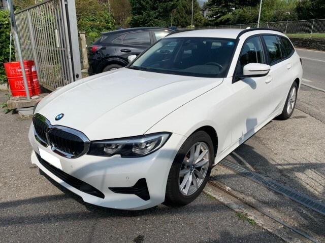 BMW Serie 3(G20/1-80/1) 318d 48V Touring Busine...