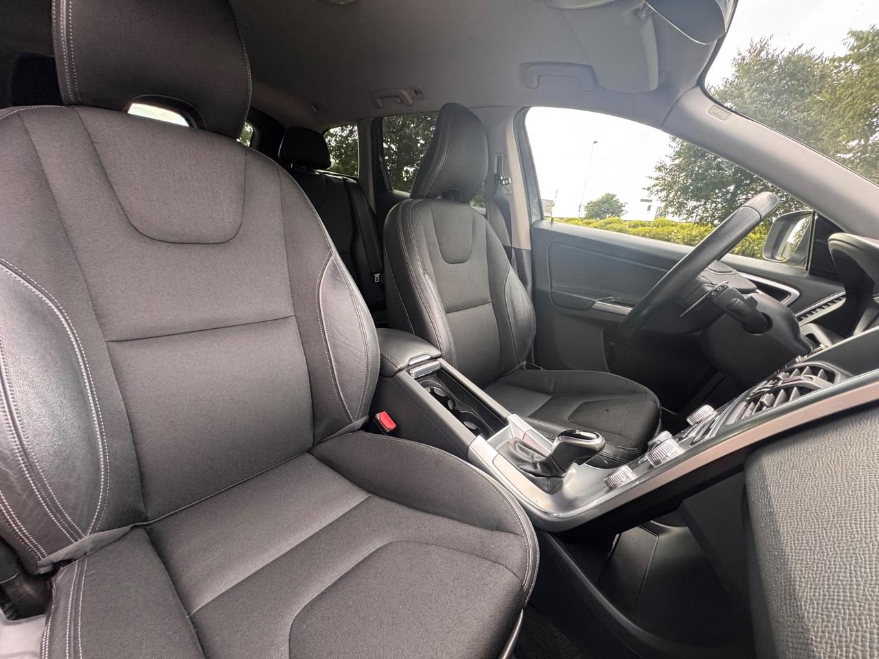 Volvo XC 60 XC60 D4 AWD Geartronic Kinetic