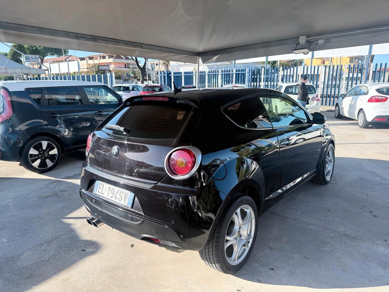 Alfa Romeo MiTo 1.6 JTDm-2 S&S Distinctive Sport Pack