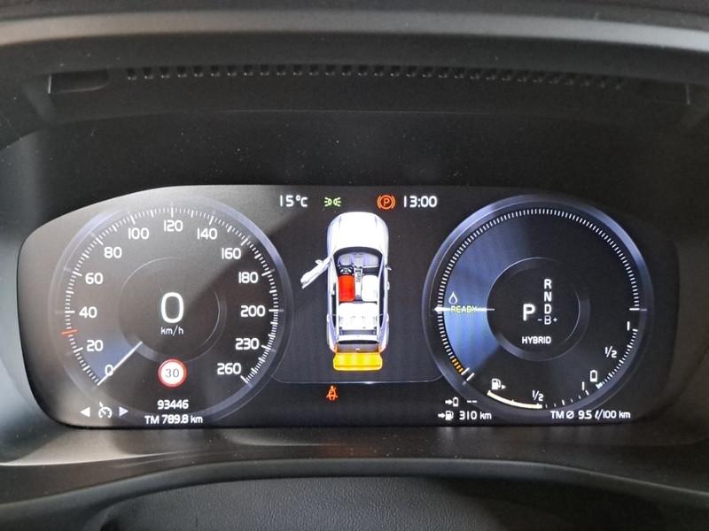 VOLVO XC40 T4 RECHARGE PLUG-IN AUTO CORE SUV